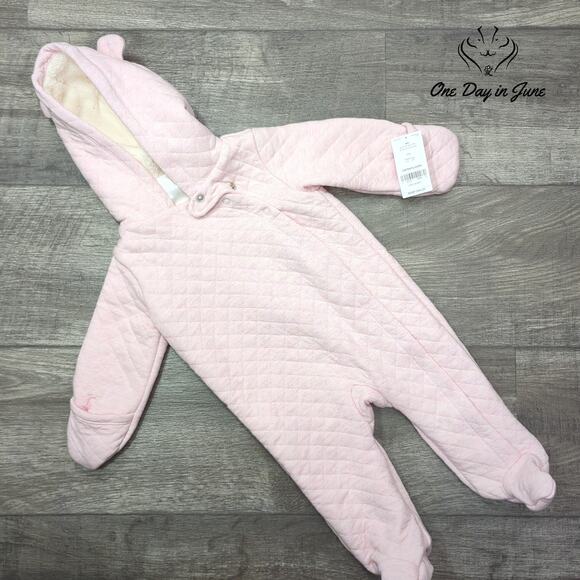 Carters Hooded One Piece Size 6M - Picture 1 of 5